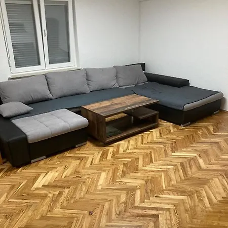 Apartment Maric *